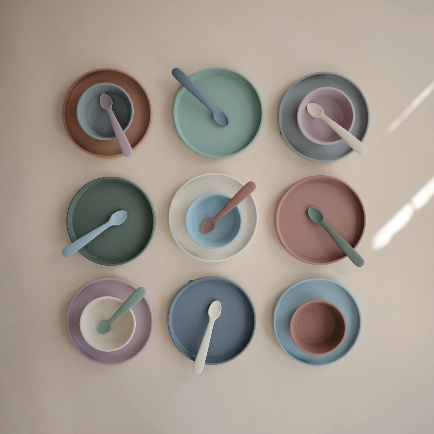 Classic Silicone Suction Plate Mushie