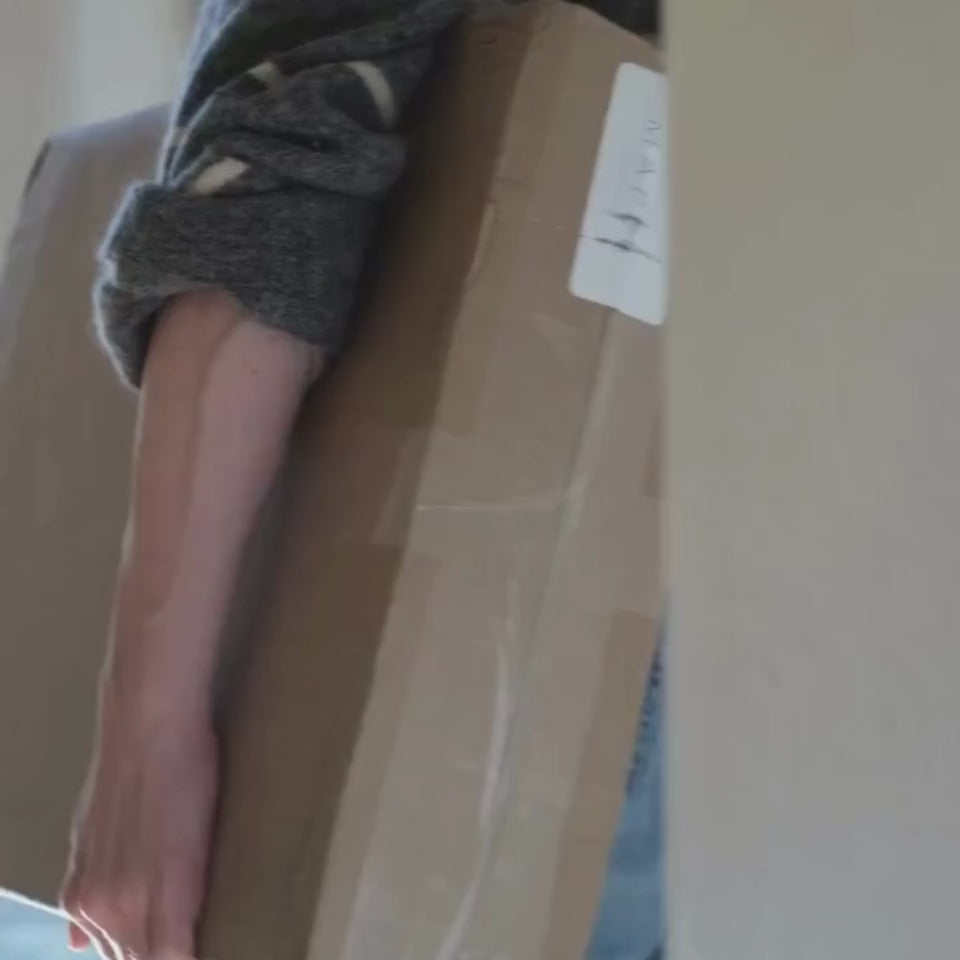 Assembly is crazy easy and any mom can do it on her own. No need to wait for your partner to have time for it. You can do it in less than 20 minutes!