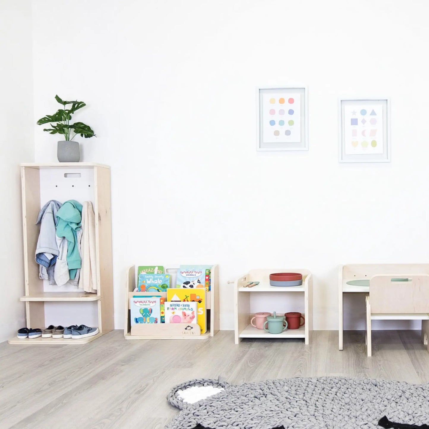 GUAVA - Montessori Bookshelf Sapiens Child