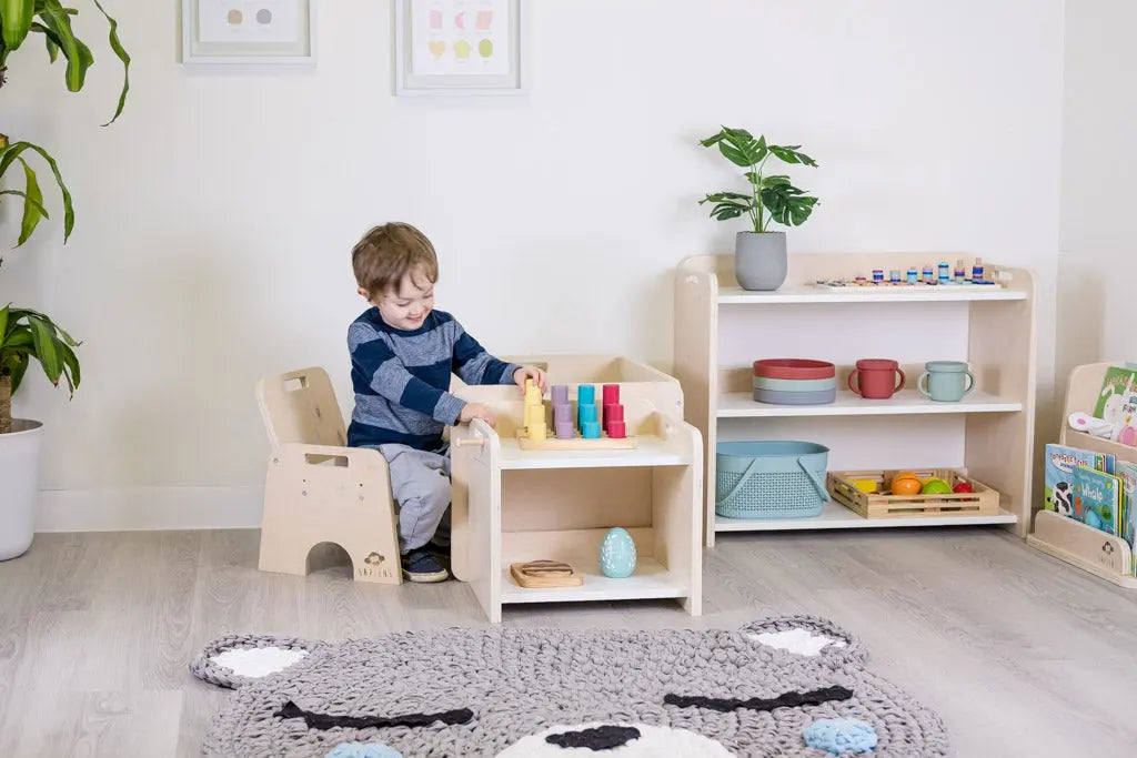 Full Montessori Sapiens Child