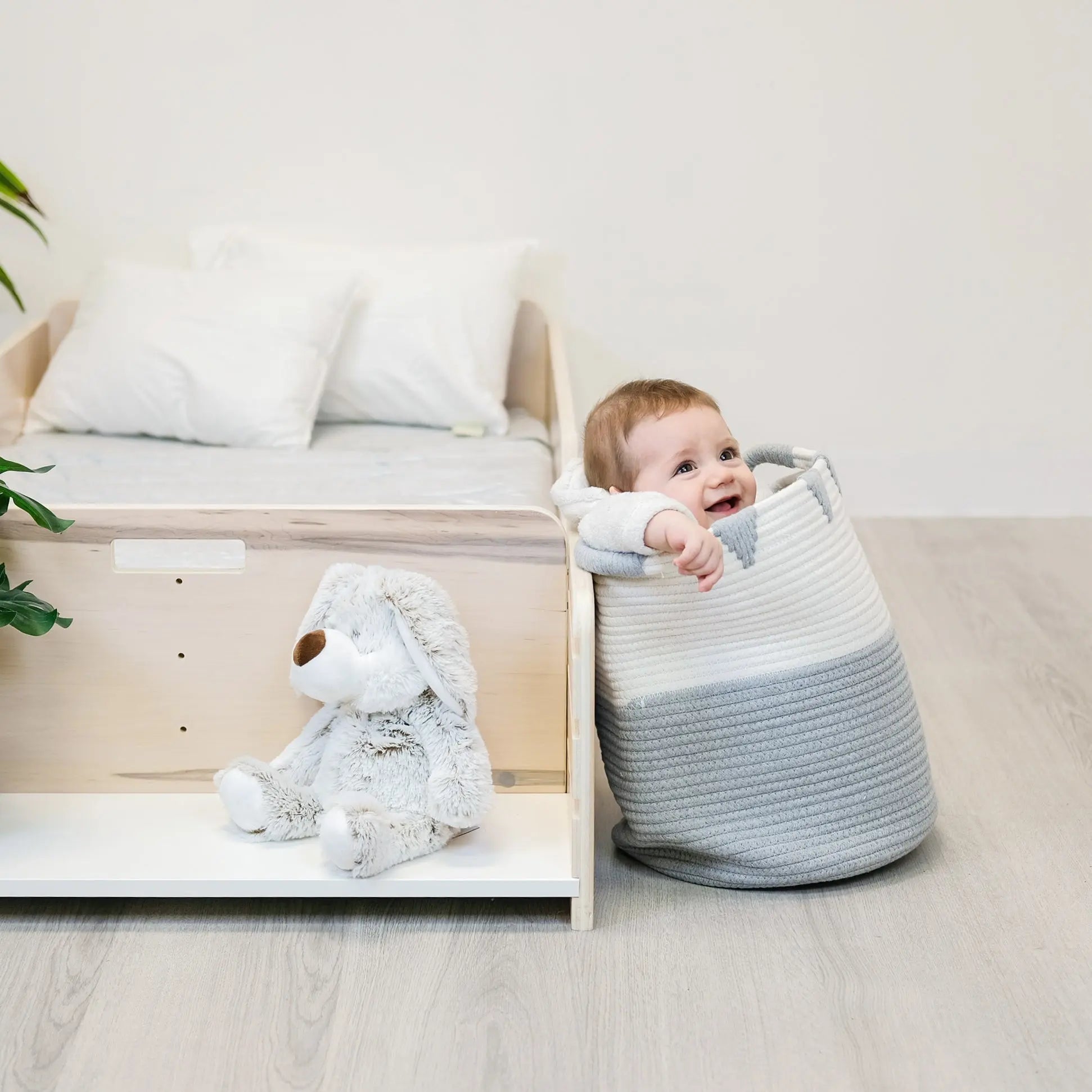 Bundle Montessori Crib Floor Bed with Shelves and Crib