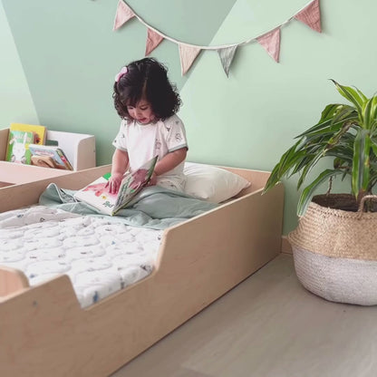 APPLE - Montessori Floor Bed with Rails